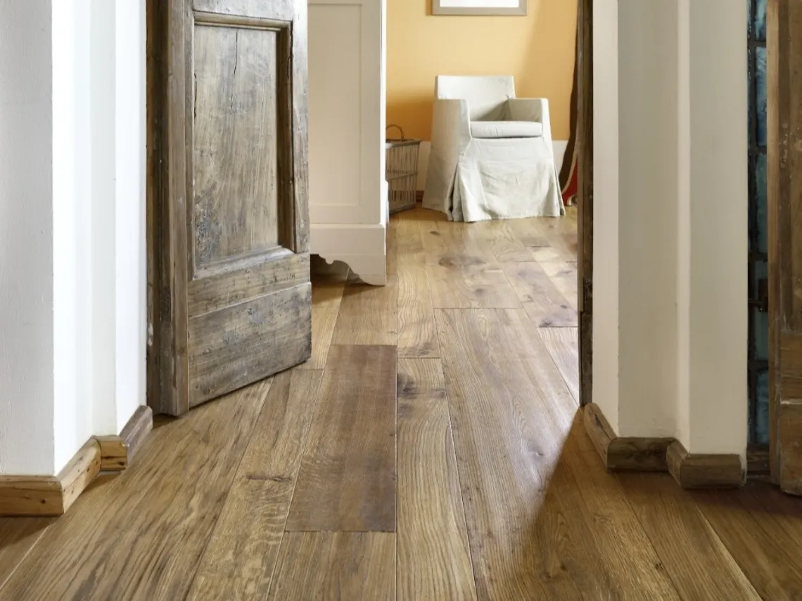 Parquet Fior di Raggio in Rovere variegato piallato di Fiemme Tremila