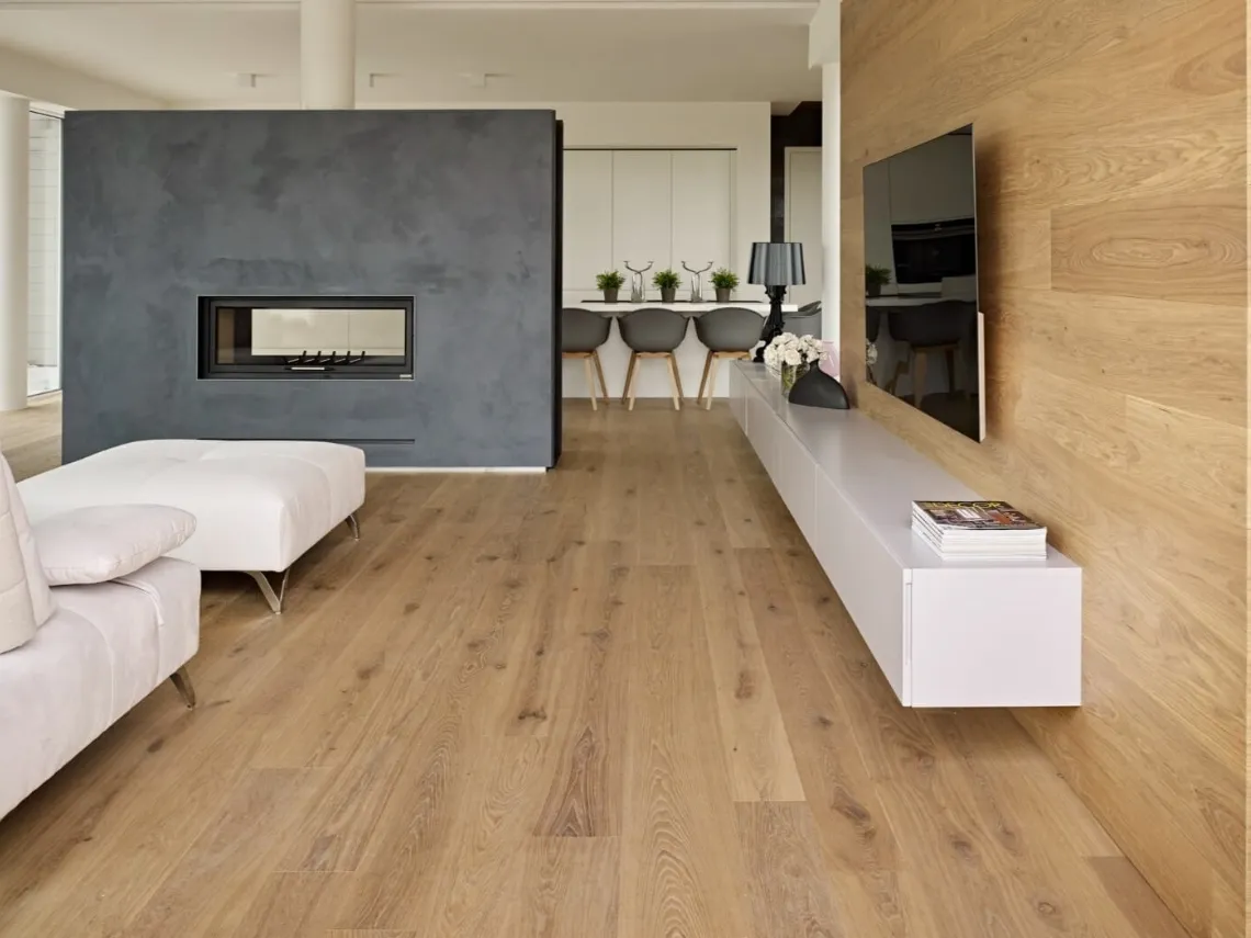 Parquet Reale in Rovere nodoso spazzolato di Fiemme Tremila